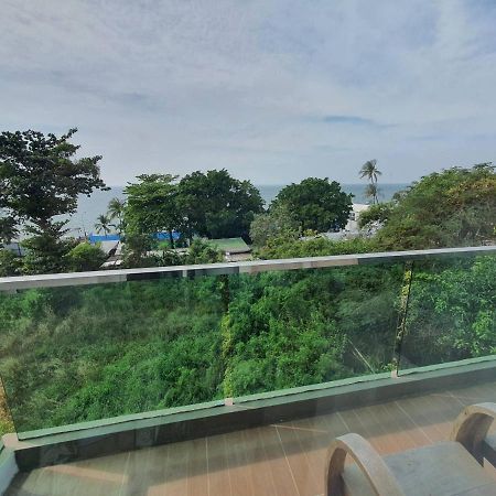 The Exclusive @Won Beach Suite & Toproof Pool Bangsaen Exterior foto